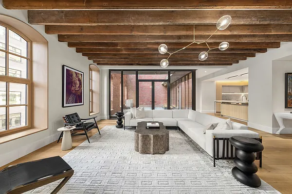 Rented by Nest Seekers International | media 2