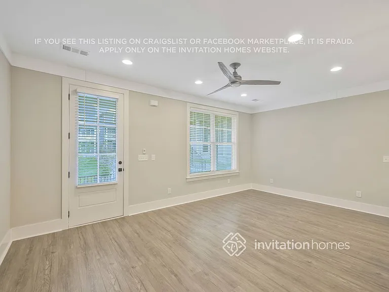647 Vernon Ave #202 — Photo 7
