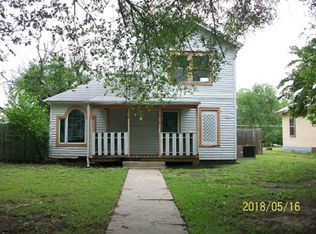 818 N D St, Arkansas City, KS 67005