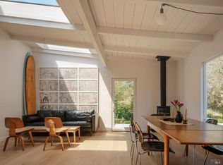 398 Dogwood Rd, Bolinas, CA 94924