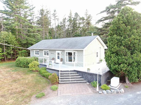 3rd image of 148 Borgalds Point Rd