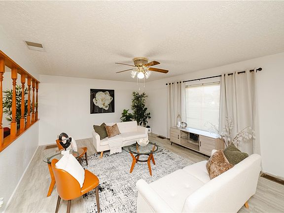 2nd image of 3862 Melody Street