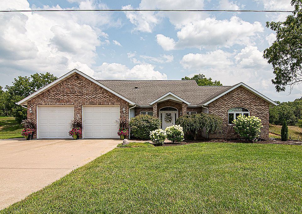 1st image of 30709 Woodlawn Dr