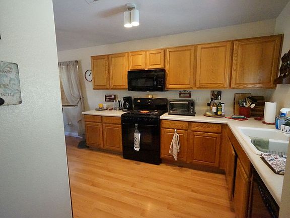 5th image of 3409 Blue Ash Ln