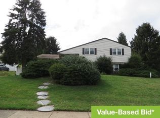 970 Barnswallow Ln, Huntingdon Valley, PA 19006