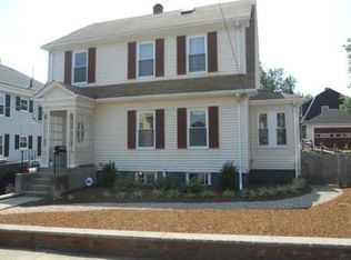 12 Newcastle Rd, Peabody, MA 01960