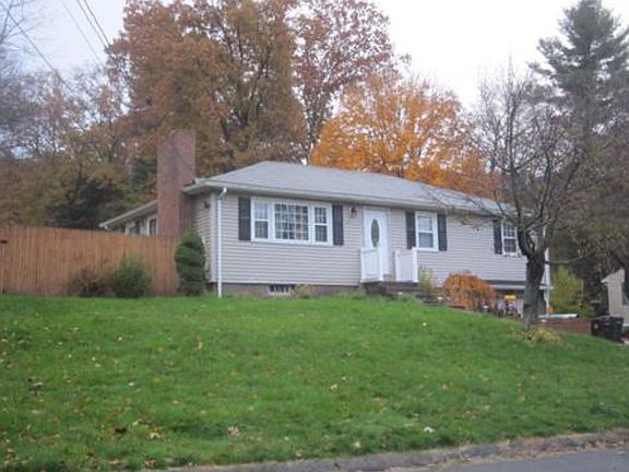 5th image of 13 Vincent Dr