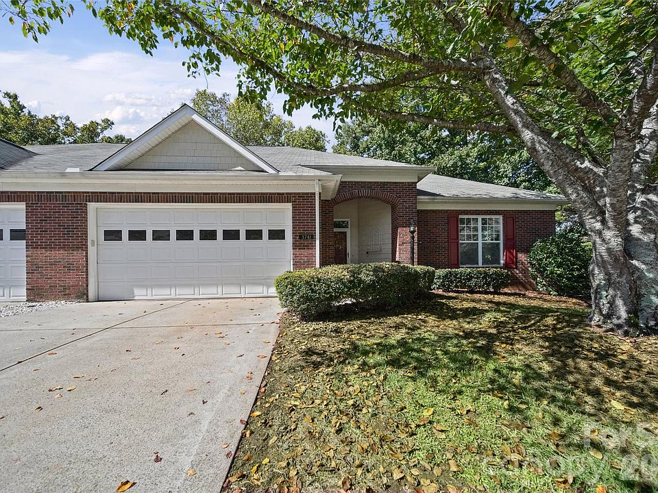 1st image of 3741 Oak View Ct