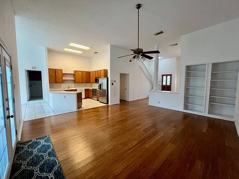 7734 Oakhill Park Dr — Photo 10