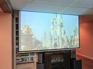 230 Winding Pond Rd, Londonderry, NH 03053