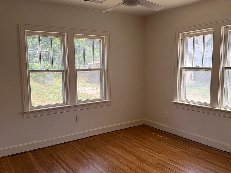 1139 S Evanston Ave — Photo 8