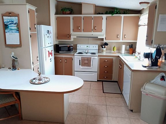5th image of 4517 Arlington Park Dr