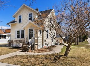 504 N 5th Ave, Sturgeon Bay, WI 54235