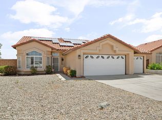 15203 Zircon Dr, Victorville, CA 92394