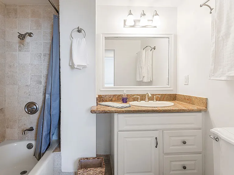 17366 W Sunset Blvd #201 — Photo 20