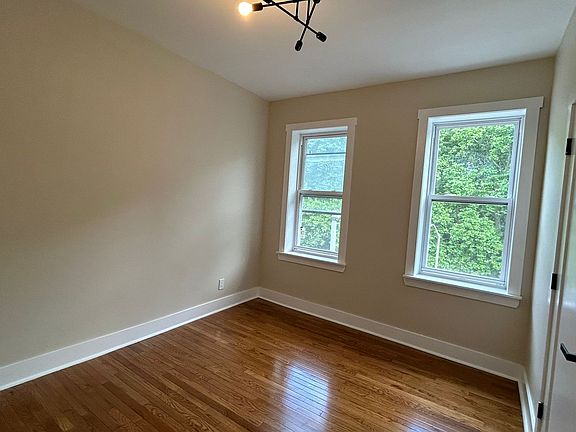 5th image of 3 Warner Ave #6E