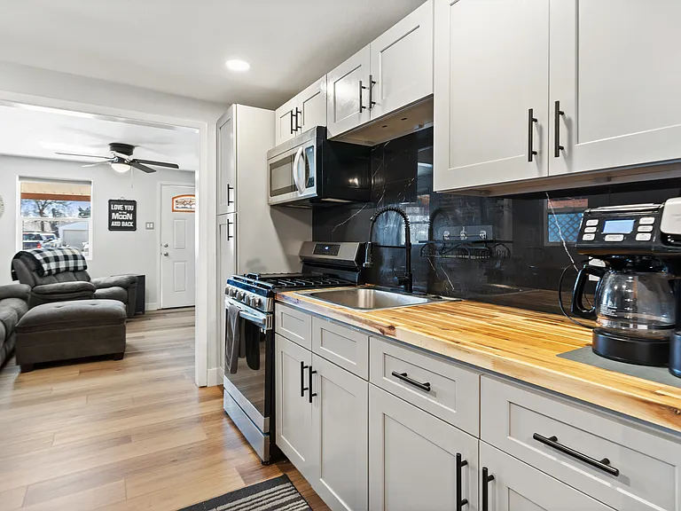 6835 W 55th Pl — Photo 5
