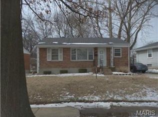 10400 Saint Katherine Ln, Saint Ann, MO