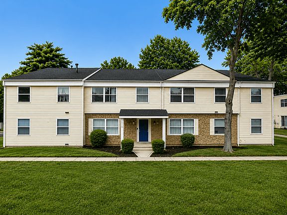3rd image of 3621 Lawnview Ln #3519