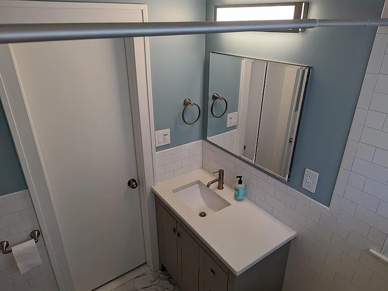 612 Louis Ave — Photo 6