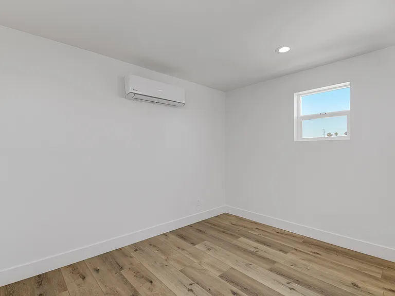3010 Suncrest Dr #D — Photo 7