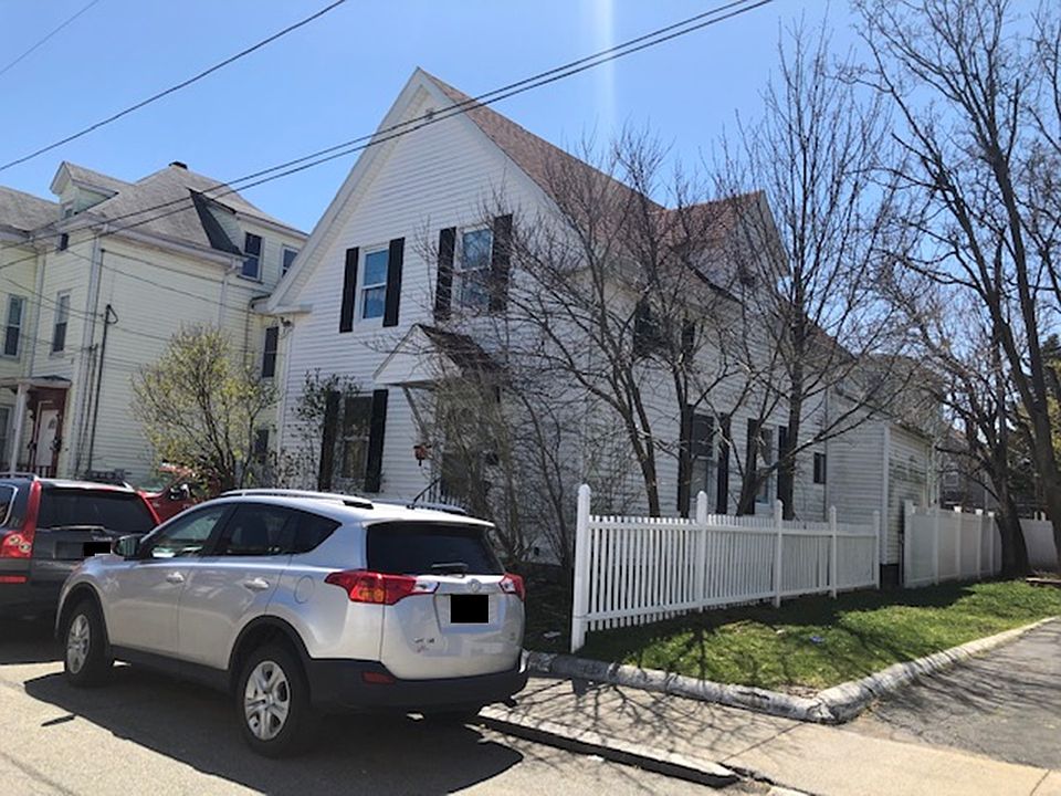 2nd image of 20 Alice Ave