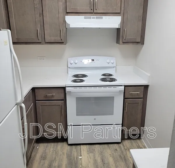 5605 W Warren Ave #17 — Photo 1