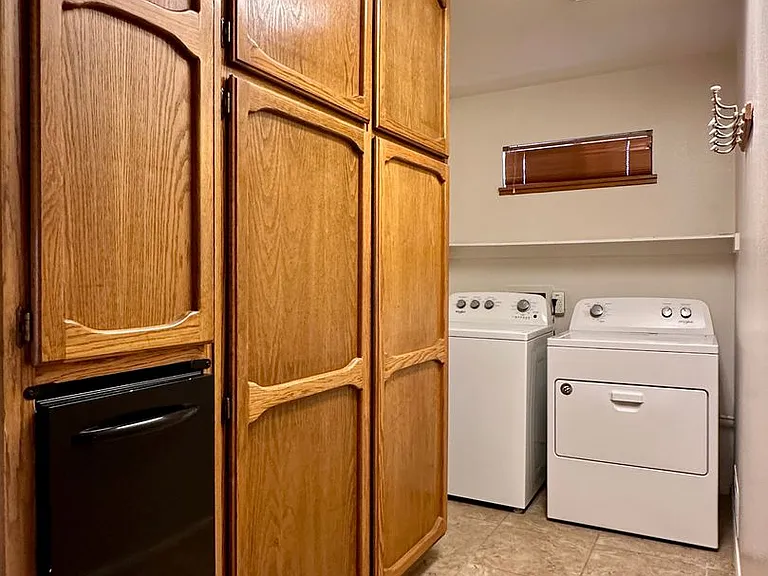 228 Yellowstone Pl — Photo 10