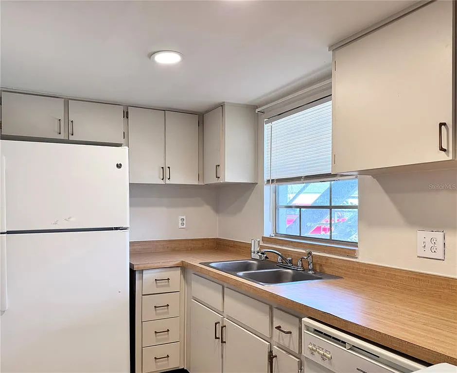 1 bed, 1.0 bath, 735 sqft, $1,195 — Photo 4
