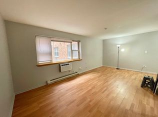 5920 N Kenmore Ave APT 218, Chicago, IL 60660
