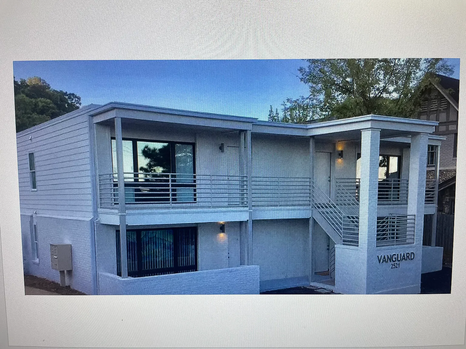 2 bed, 850 sqft, $1,500 — Photo 1