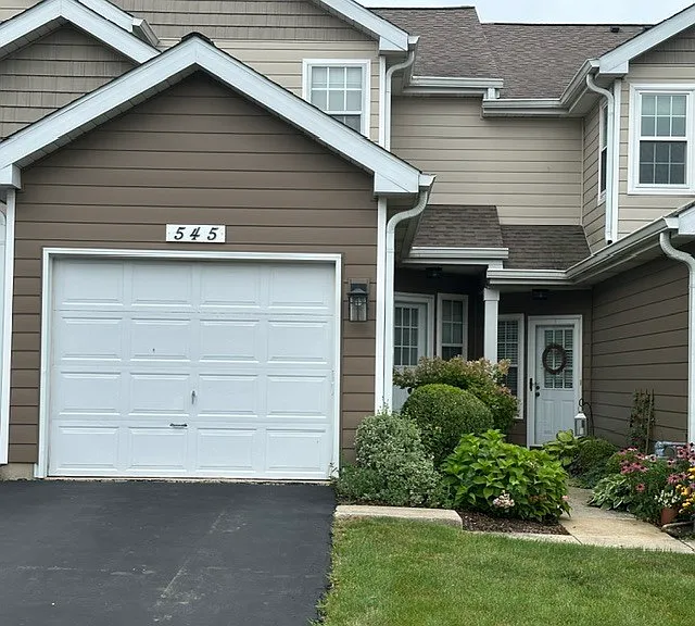 545 Woodcrest Dr #545 — Photo 1