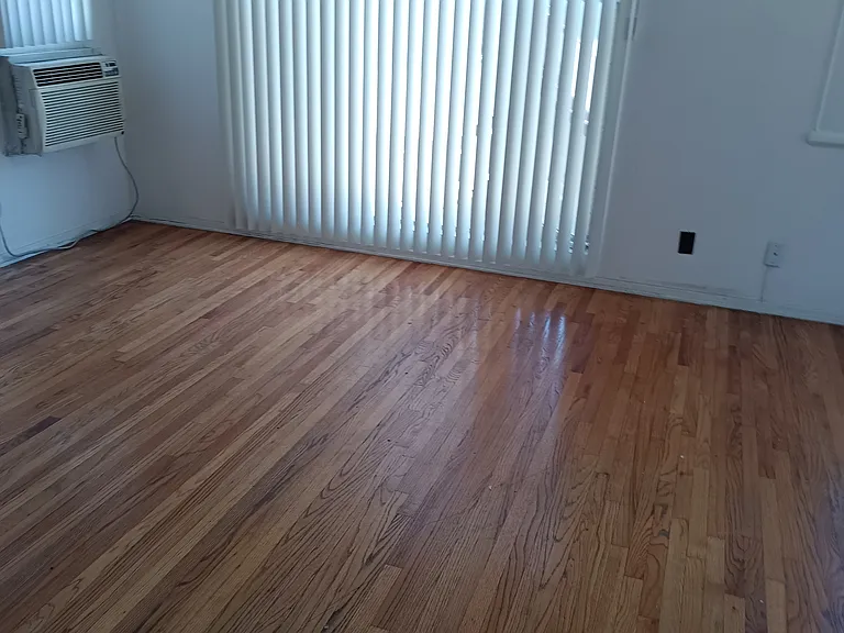848 S Sherbourne Dr #6 — Photo 5