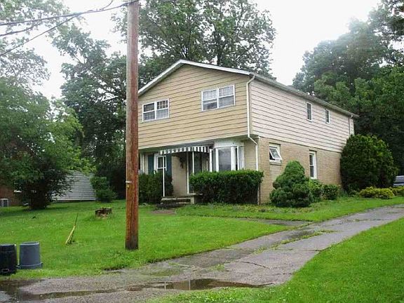 2nd image of 1453 Jefferson Ave