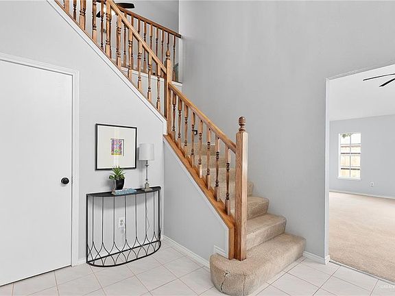 3rd image of 6923 N 1st Ln