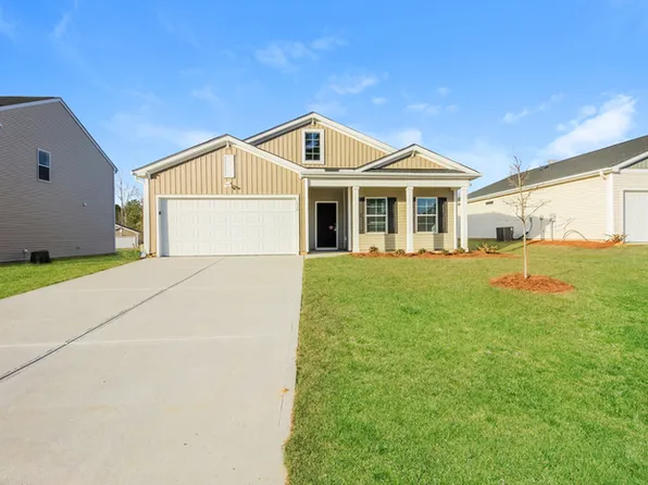 7510 Tender Heart Cir, Leland, NC 28451