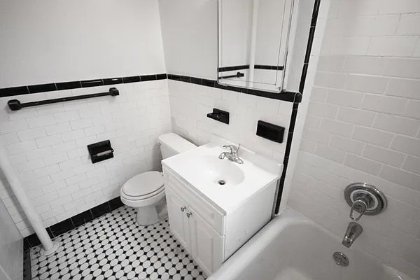 Rented by MetroNest | media 8