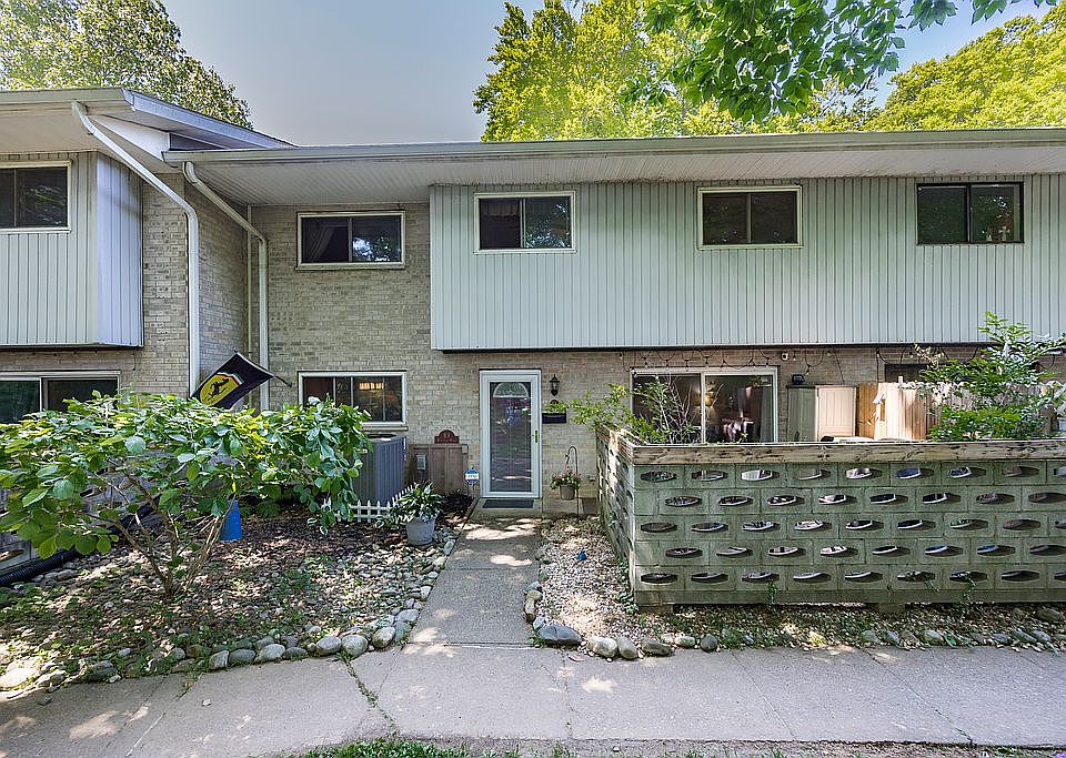 1st image of 1518 Manley Rd APT B8