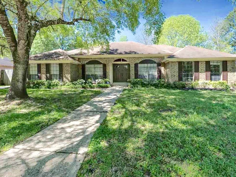 1st image of 6897 Rosewood Dr