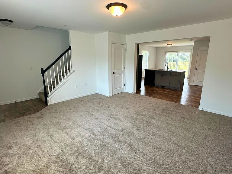 429 Masonic Dr — Photo 4