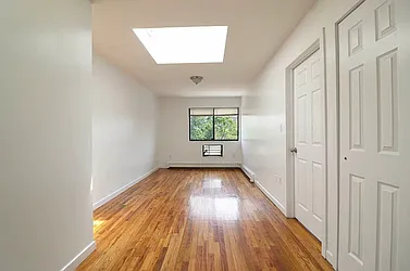 Rented by Safdie Realty Group