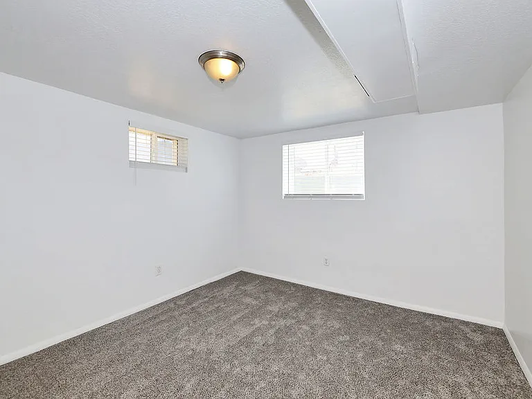 444 N Morton Dr — Photo 20