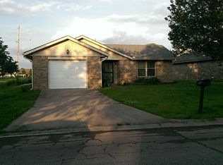 2310 Birch Ln, Miami, OK 74354