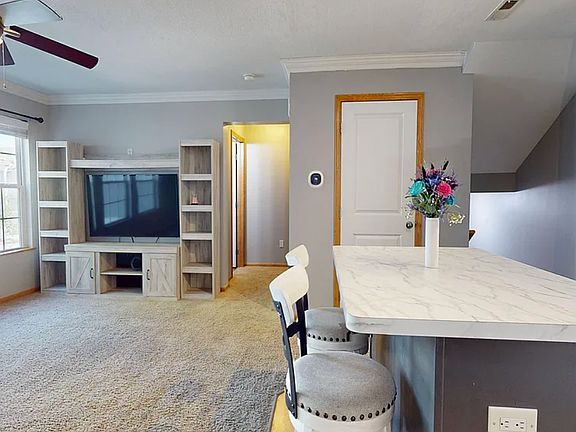 5th image of 3013 SW Sharmin Ln