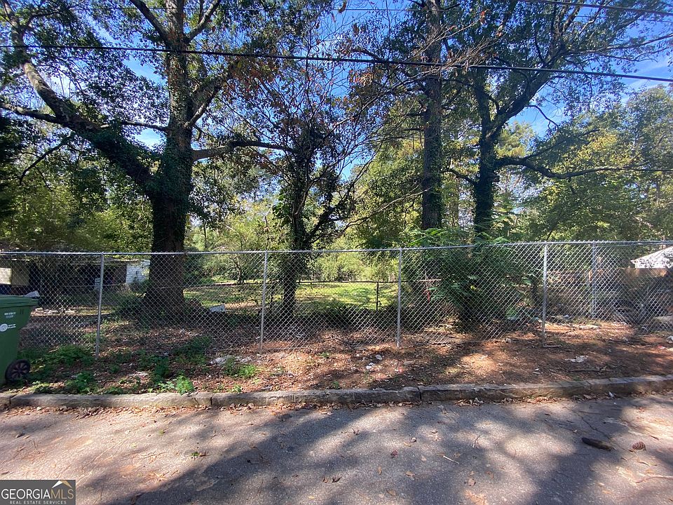 1st image of 2361 Leila Ln SE