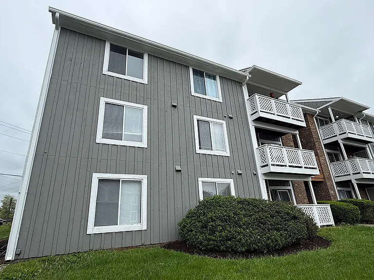 812 Cascade Ct — Photo 1
