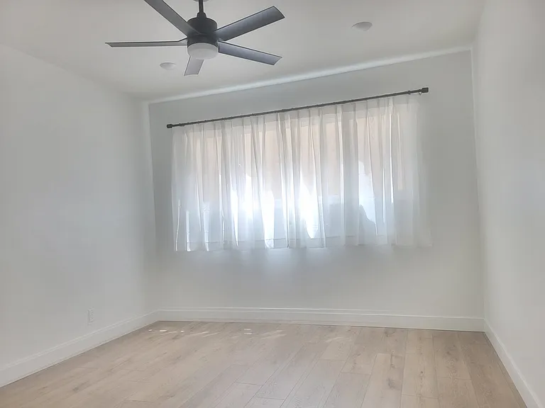 1261 S Citrus Ave #2 — Photo 12