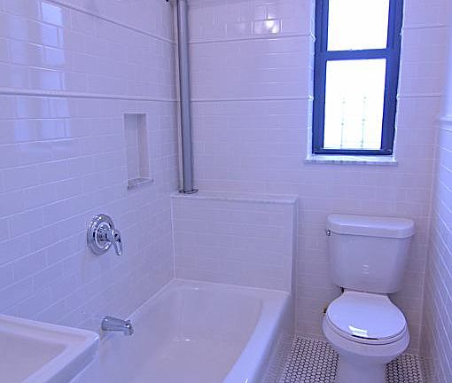 3rd image of 1733 University Ave APT 43