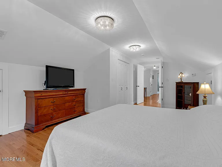 115 Grassmere Ave — Photo 24