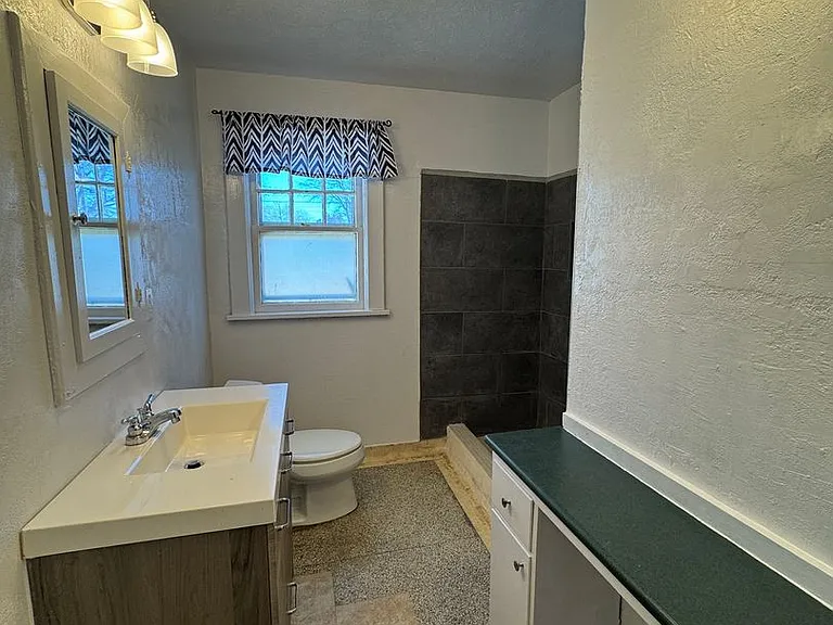 3205 S Tyler St — Photo 11